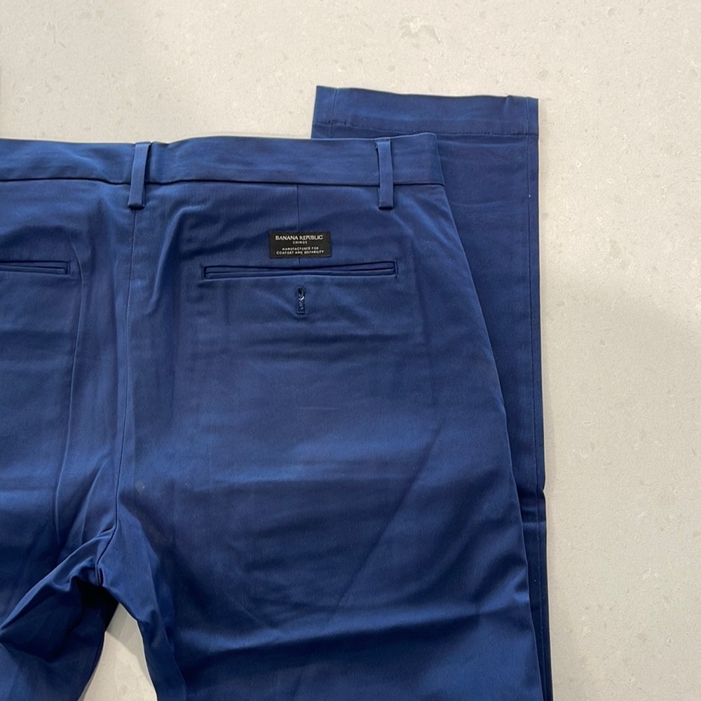 Banana Republic Fulton Chino 32x32 - read description (altered)